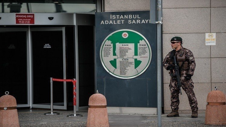 تركيا تسرح أكثر من 150 باحثا في مجال العلوم