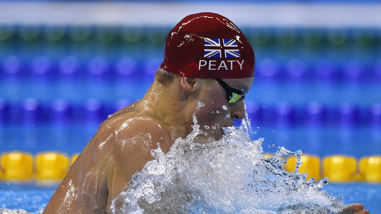 ريو 2016.. البريطاني بيتي يحقق رقما قياسيا عالميا في الـ100 م سباحة صدرا