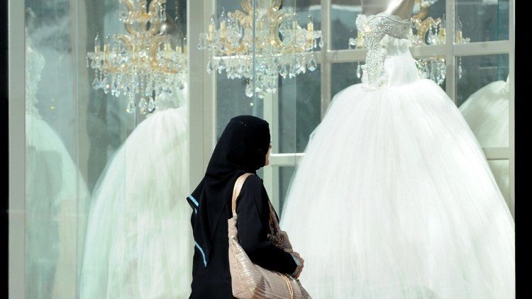 محل لبيع أثواب الزفاف في السعودية