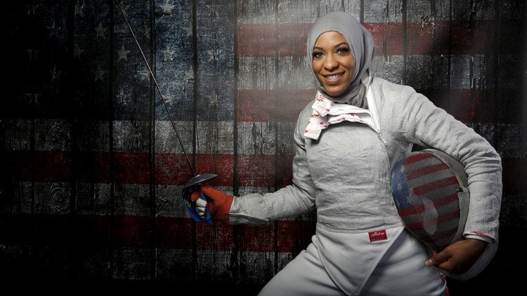 ابتهاج محمد أول أولمبية أمريكية محجبة .. (صور)