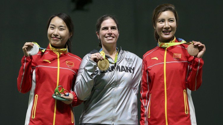 الألمانية إنغيليدر تفوز بذهبية البندقية لمسافة 50 م