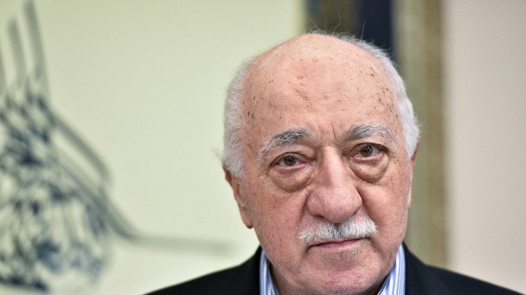 تركيا تطلب من الولايات المتحدة اعتقال غولن