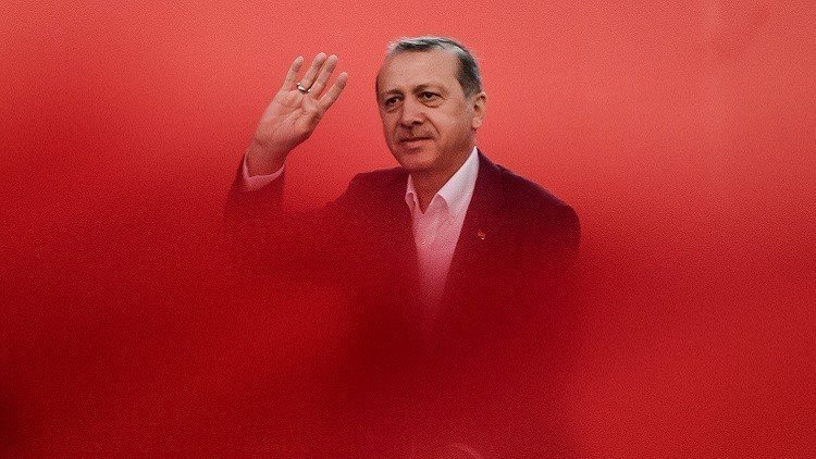 صحيفة: أنصار غولن حاولوا اغتيال أردوغان أثناء عملية جراحية في 2012