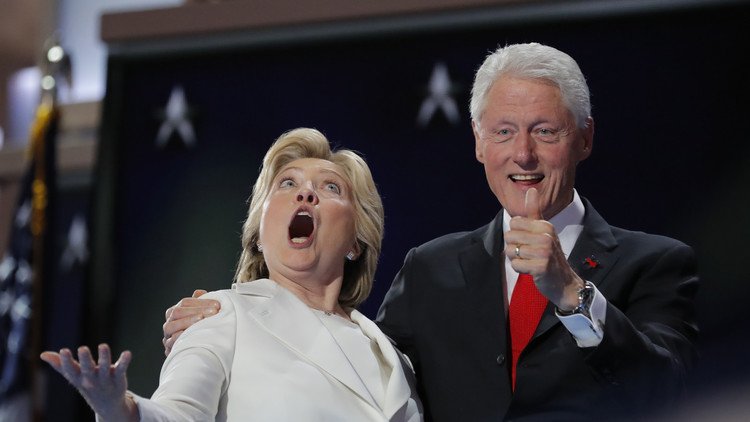 خمس وفيات غامضة لخصوم هيلاري كلينتون