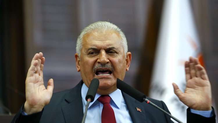 يلدريم يؤكد معارضة أنقرة لفرض نظام طائفي في سوريا