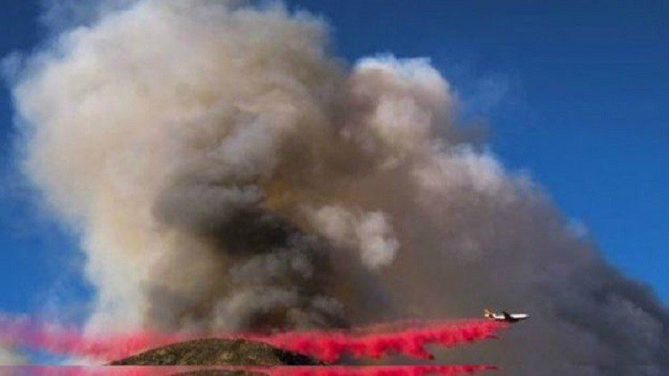 إجلاء الآلاف بسبب حرائق غابات كاليفورنيا