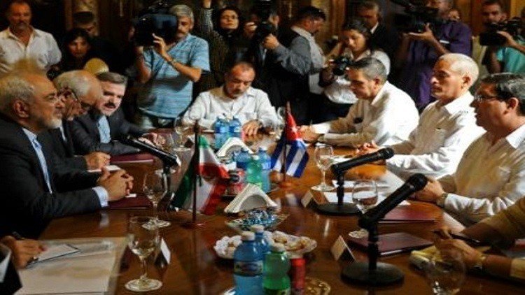 ظريف: إيران تريد تعزيز تعاونها مع كوبا