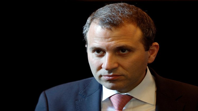 وزير لبناني يشكو أعباء اللاجئين على بلاده