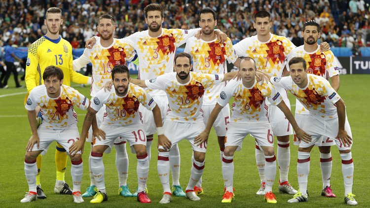 مفاجآت مدرب إسبانيا الجديد