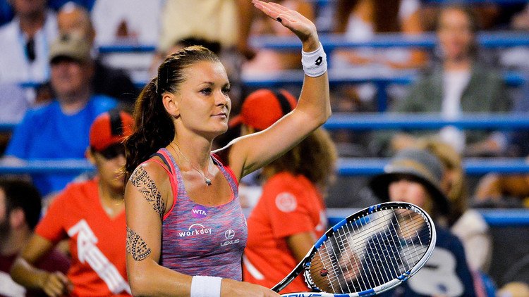 البولندية رادفانسكا بطلة لدورة نيو هيفن