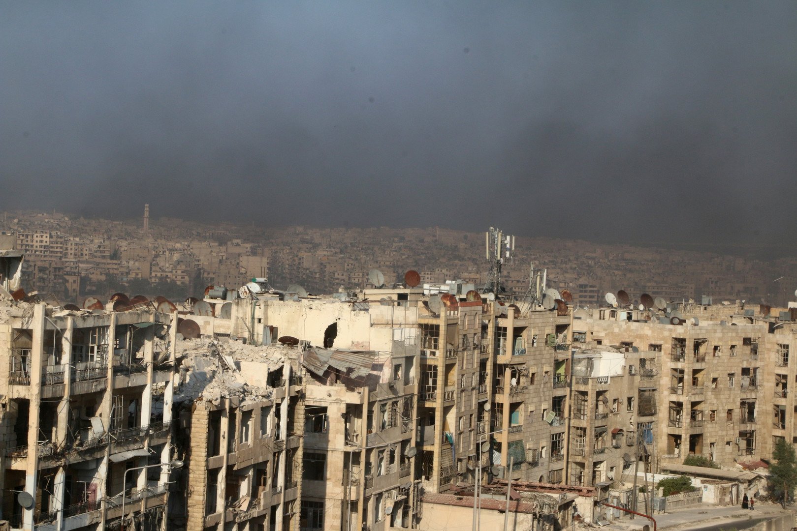 الصليب الأحمر: القتال في حلب من أكثر المعارك تدميرا للمدن في التاريخ الحديث