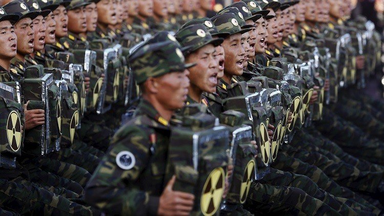 كوريا الشمالية تدرب انتحاريين نوويين!