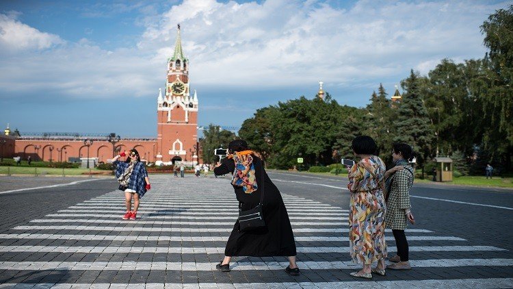 موسكو تتجه نحو تسهيل منح التأشيرات السياحية 