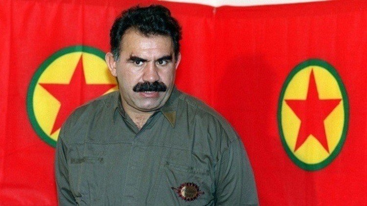 نشطاء أكراد يهددون بالإضراب احتجاجا على عزلة أوجلان