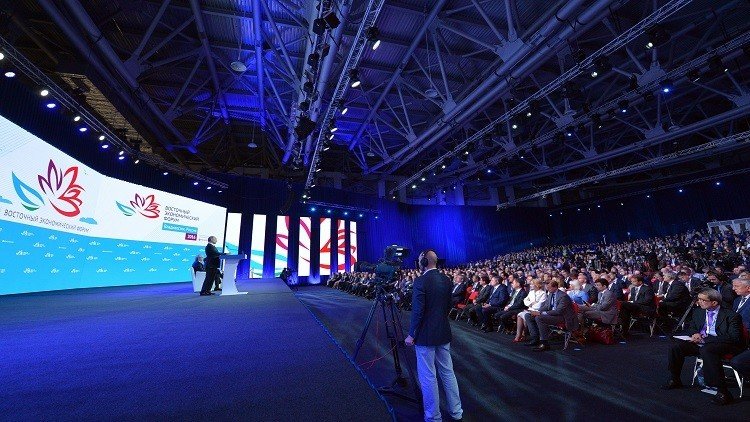 بوتين يقترح ربط روسيا والصين واليابان وكوريا الجنوبية بحلقة طاقة واحدة