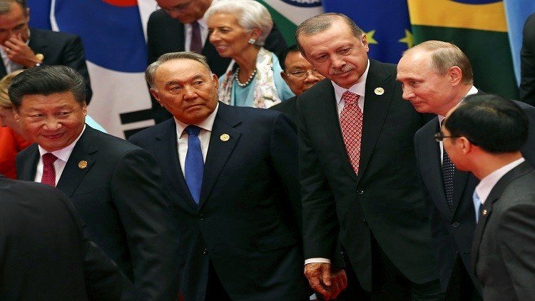 ماذا قال بوتين لنظرائه على هامش قمة العشرين؟