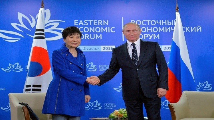 الرئيسة بارك تتلقى هدية مفاجئة من بوتين