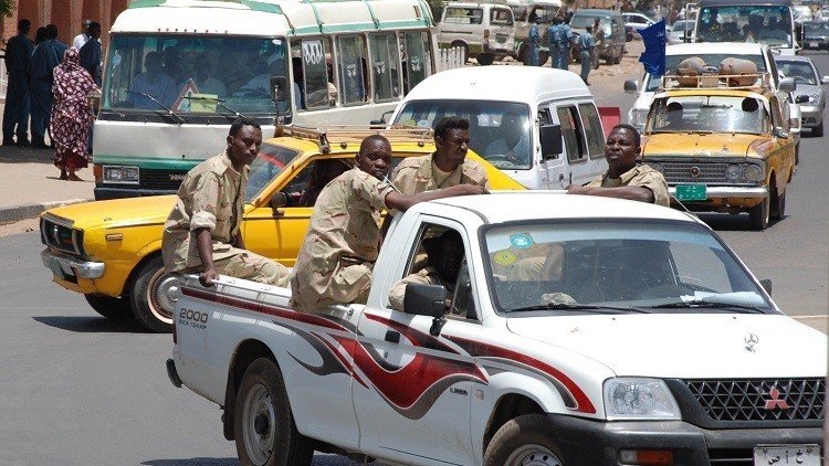 شرطة السودان تشتبك مع مسلحين مخمورين بدارفور