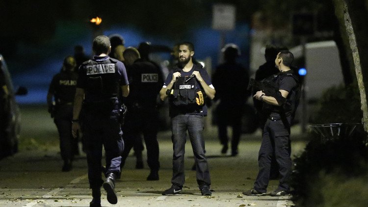 مدبرة هجوم نوتردام الفاشل بايعت "داعش"