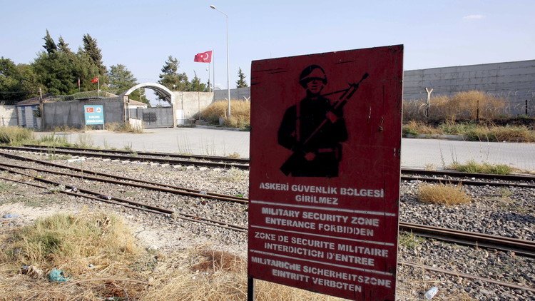 أنقرة: 1900 لاجئ سوري عادوا من تركيا إلى جرابلس خلال 7 أيام