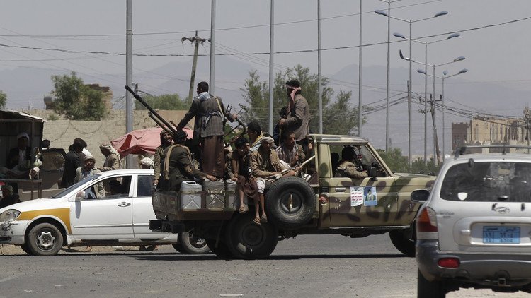 إيران ترد على اتهامات سعودية لها بإرسال السلاح إلى اليمن