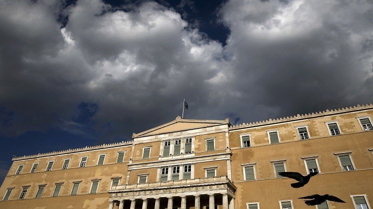 البرلمان اليوناني يصوت على إجراءات تقشفية جديدة