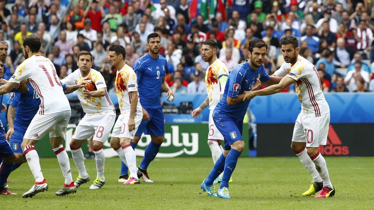 قمة إيطالية – إسبانية ملتهبة في تصفيات مونديال 2018