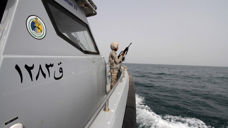 بالصور.. القوات البحرية السعودية تواصل مناورات  