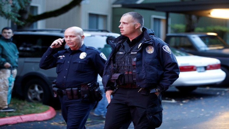 أمريكي يقتل طفليه بالرصاص ثم ينتحر