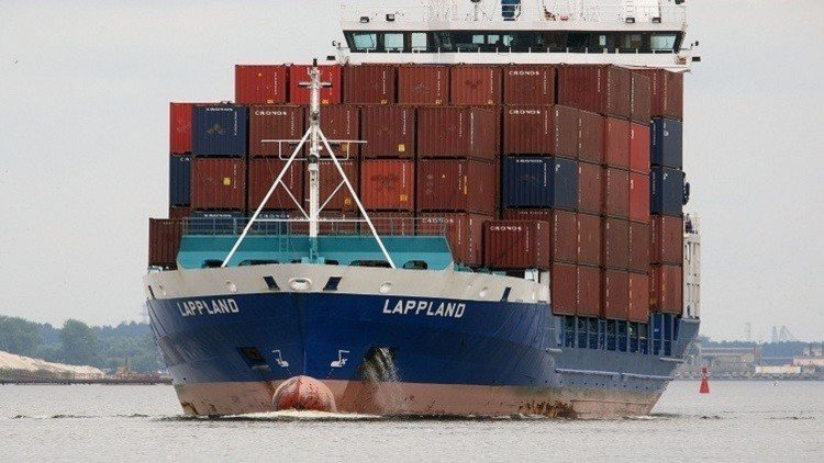 زيادة حجم التبادل التجاري بين موسكو وباريس