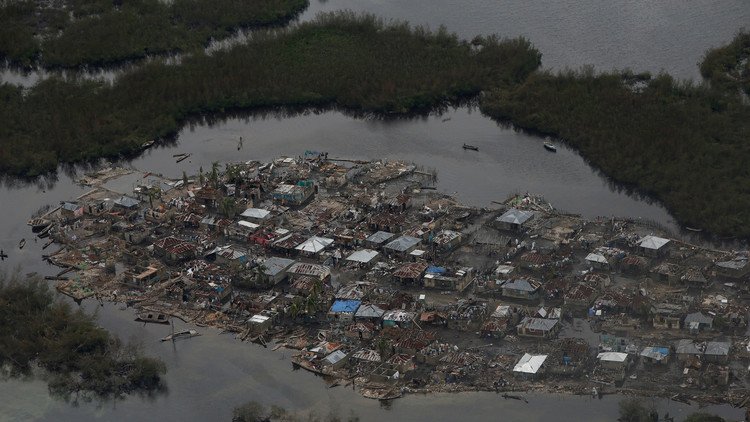 إعصار ماثيو يقترب من فلوريدا تاركا خلفه هايتي وباهاماس وكوبا