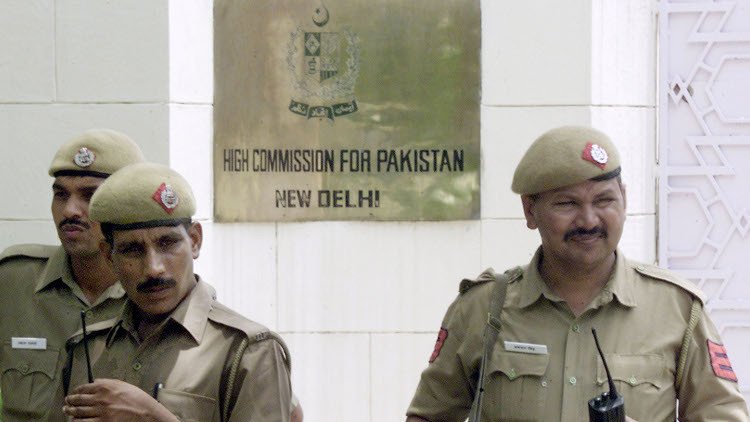 الهند تحتجز دبلوماسيا باكستانيا مشتبها بالتجسس