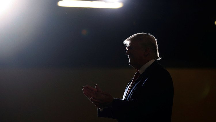 ترامب يكشف عن سر فوزه المنتظر في العراك مع بايدن!