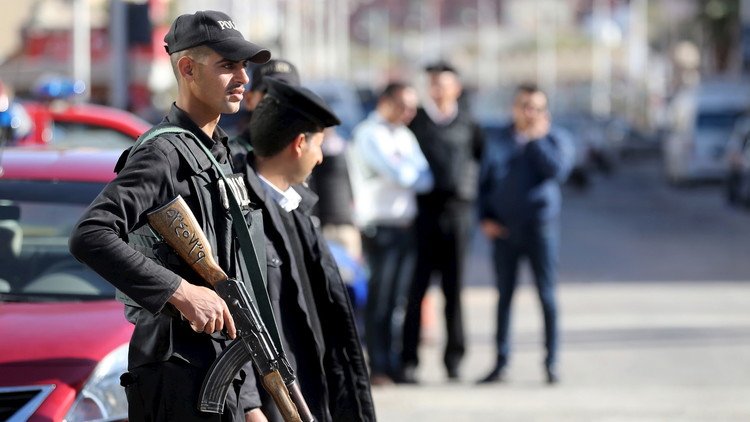 مصرع شخص وإصابة آخر بانفجار عبوة بالقاهرة