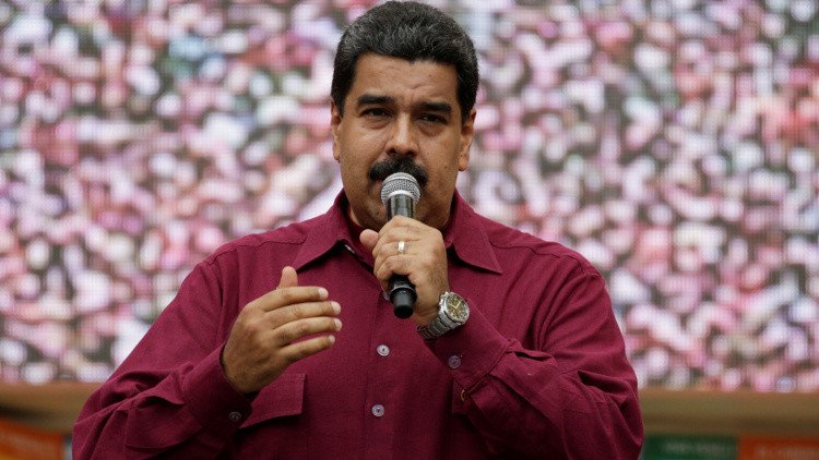 رئيس فنزويلا يتغيب عن القمة الإيبيرية الأمريكية