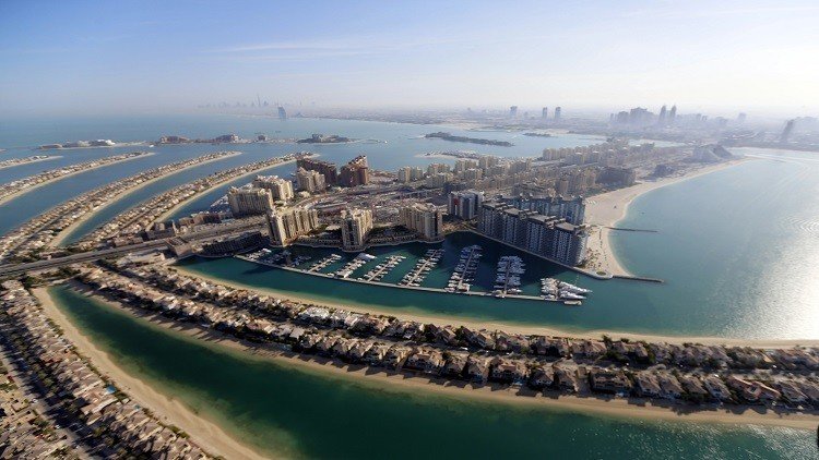الإمارات: لا ضرائب جديدة على دخل الأفراد