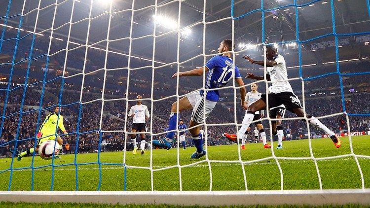 شالكه يبلغ دور 32 للدوري الأوروبي من بوابة كراسنودار الروسي