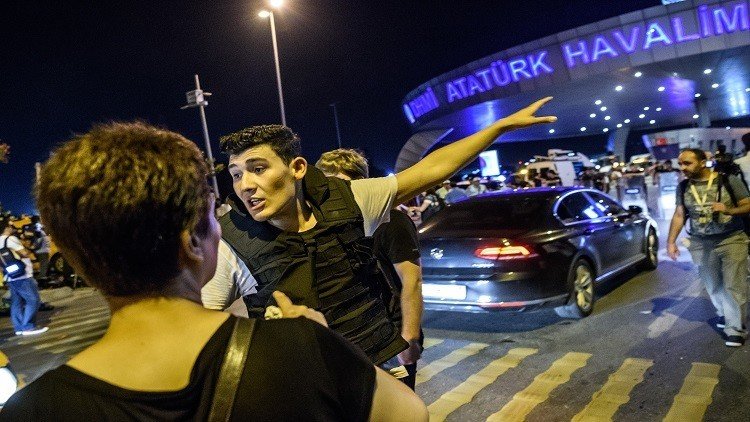 اعتقال شخصين بعد إطلاق نار قرب مطار إسطنبول