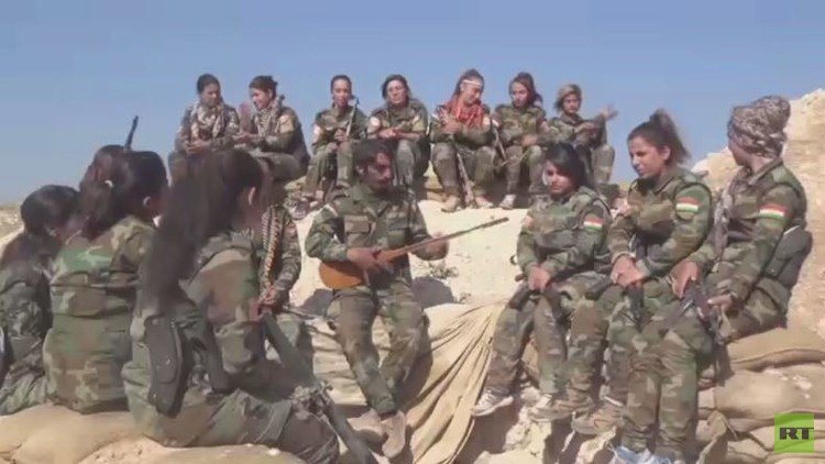 مغنيات كرديات يخضن معركة الموصل!