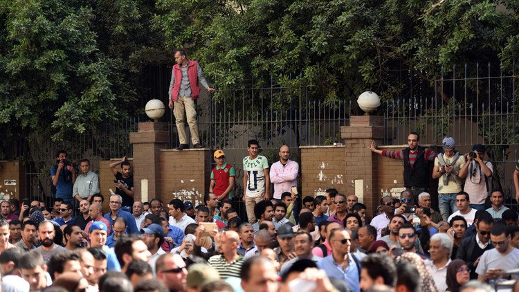 11 نوفمبر - كرة اللهب التي يتقاذفها الجميع في مصر