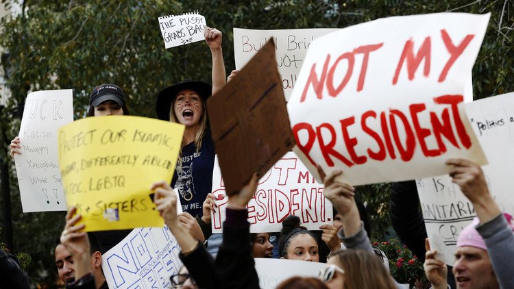 شركة أمريكية تقيل موظفين بسبب ولائهم لترامب!