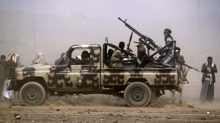 تعزيزات للتحالف إلى شرق صنعاء والحكومة تعرض السلام