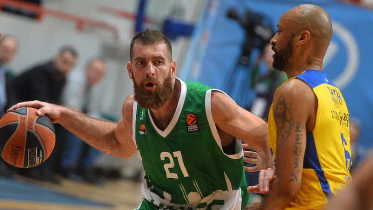 مكابي تل أبيب يعمق جراج أونيكس الروسي