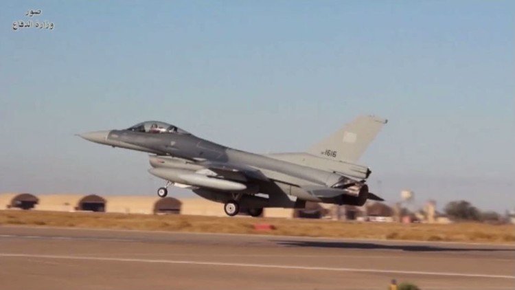 العراق يتسلم أربع مقاتلات إف 16 الأمريكية