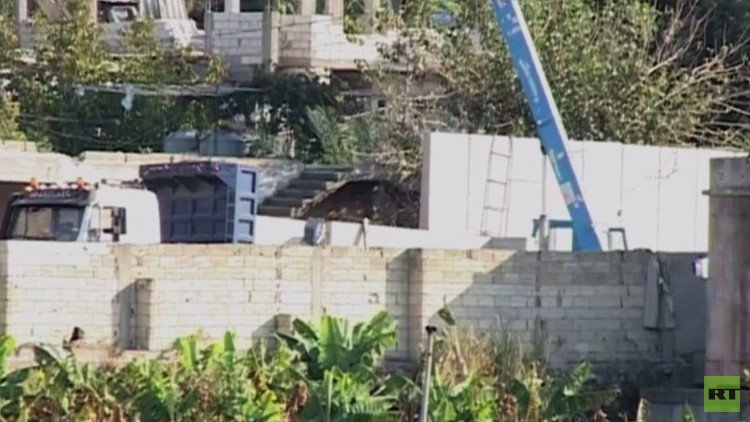 السلطات اللبنانية تبني جدارا حول مخيم عين الحلوة 