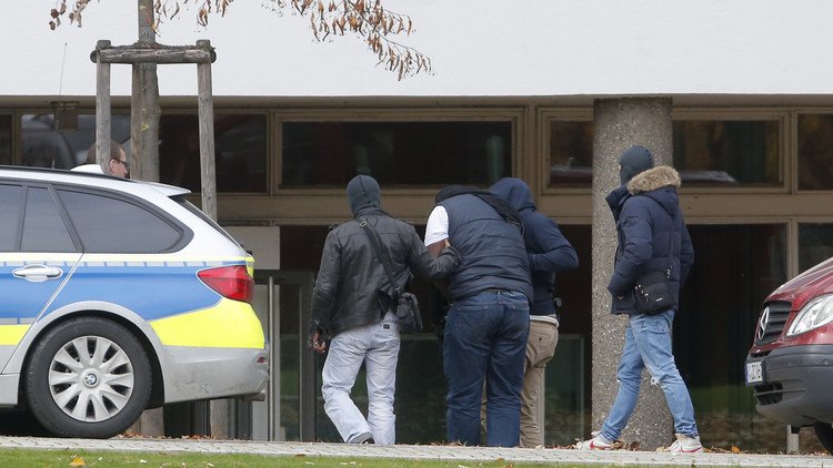 اعتقال لاجئ سوري في ألمانيا بحوزته مواد لصنع قنابل