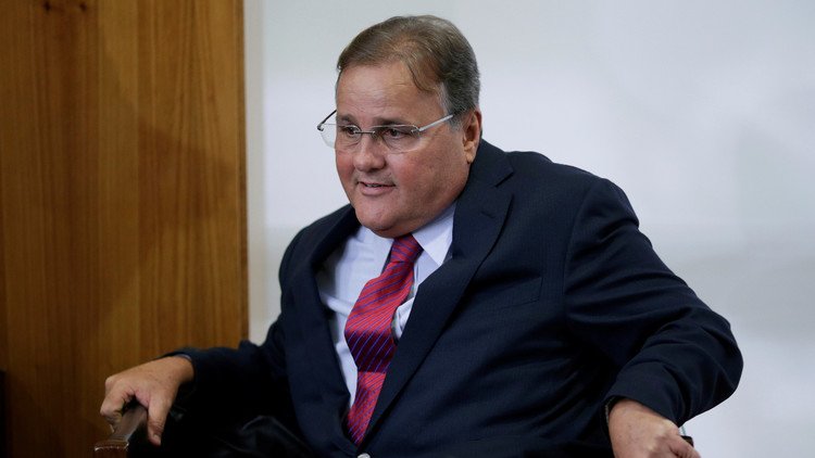 استقالة وزير برازيلي رابع على خلفية فضيحة فساد