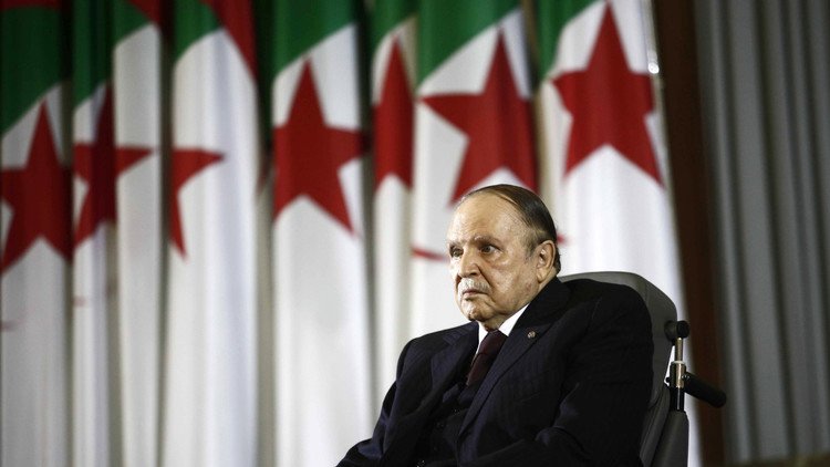 الجزائر تعلن الحداد 8 أيام على فيديل كاسترو