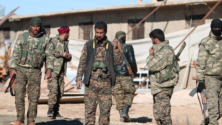 انفجارات في معسكر مشترك للأكراد والتحالف الدولي في سوريا