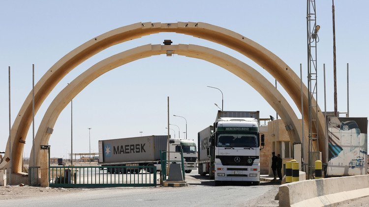 إعادة فتح المعبر البري بين العراق والأردن قريبا